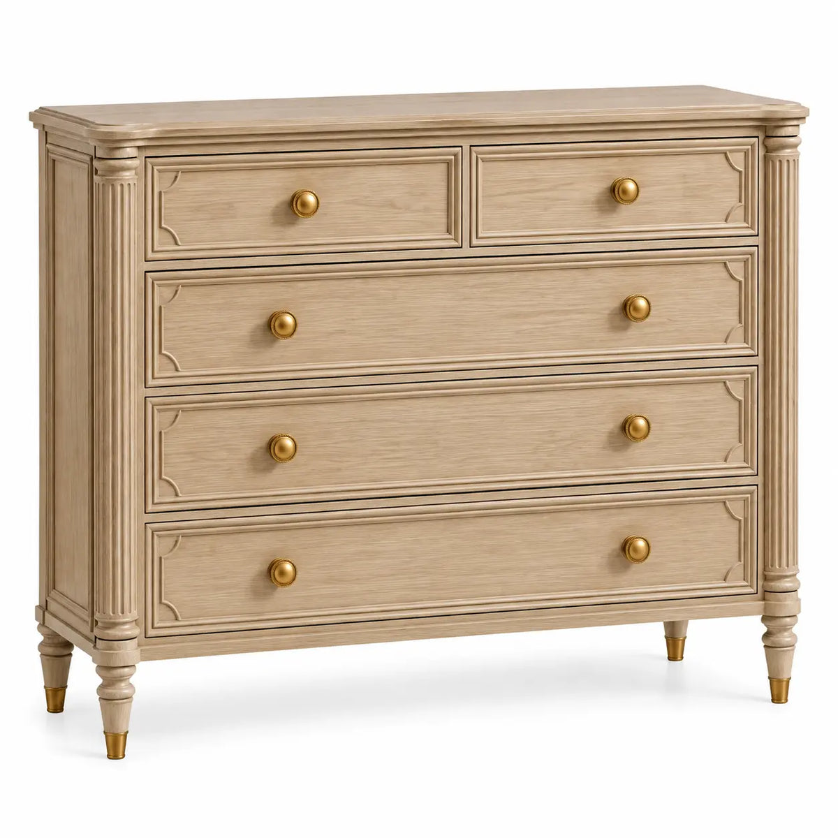 Commode beige à cinq tiroirs, moulures et boutons dorés